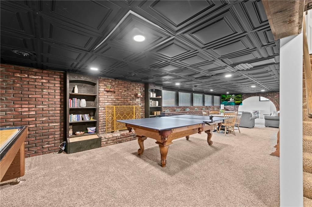 413 NE Greenway Drive — photo 27