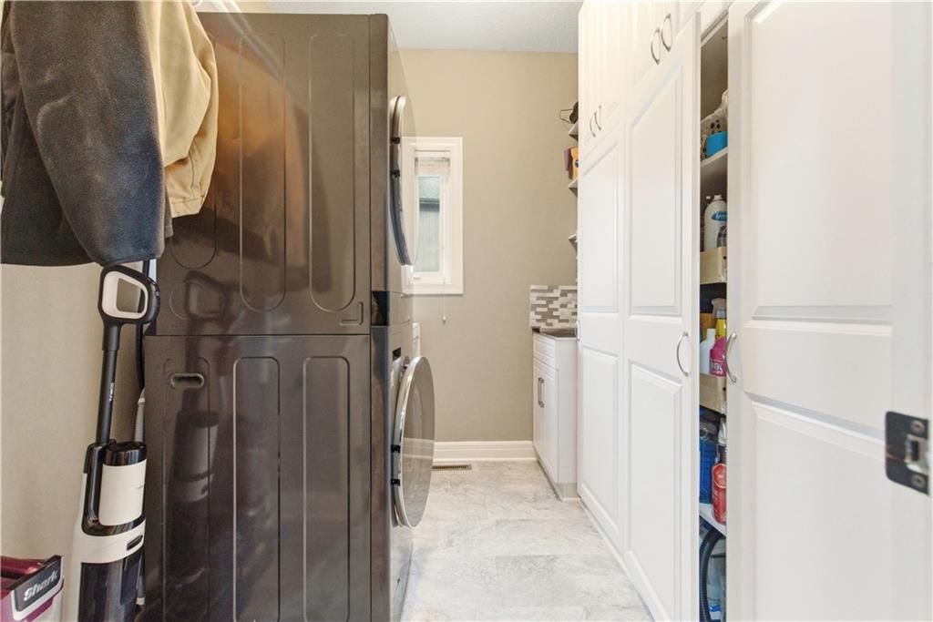 701 SW Admiral Byrd Drive — photo 25