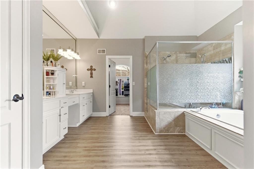 701 SW Admiral Byrd Drive — photo 31