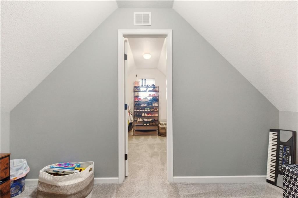 701 SW Admiral Byrd Drive — photo 43