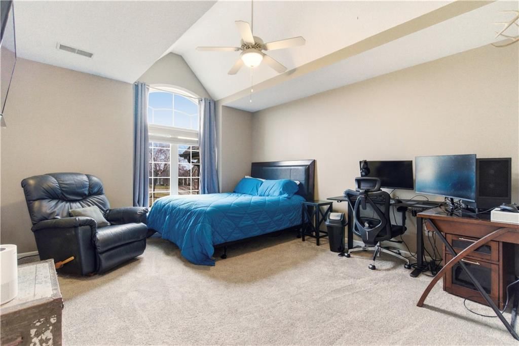 701 SW Admiral Byrd Drive — photo 46