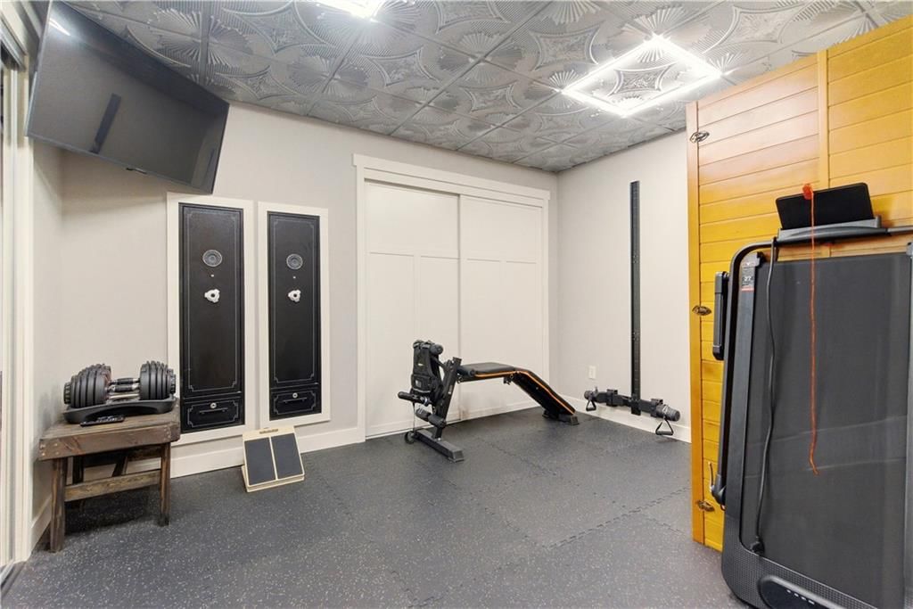 701 SW Admiral Byrd Drive — photo 58