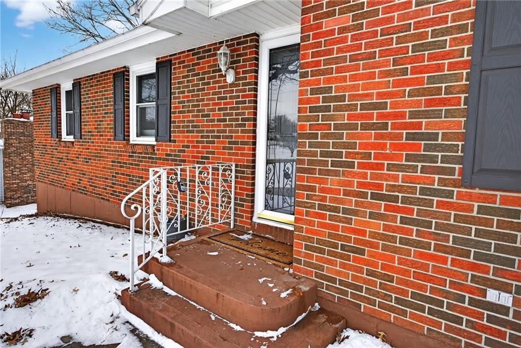 542 Maple Avenue — photo 3
