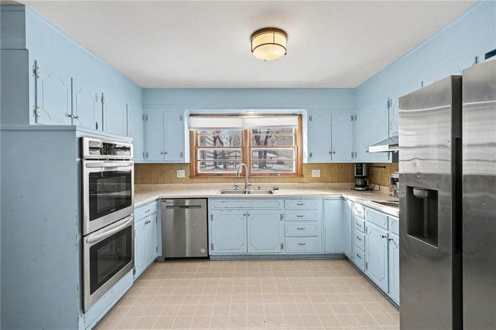 10201 W 88th Street — photo 8