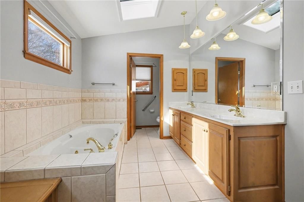 10201 W 88th Street — photo 18