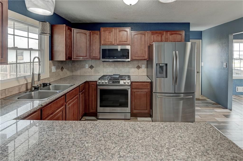 4116 S Delaware Avenue — photo 8