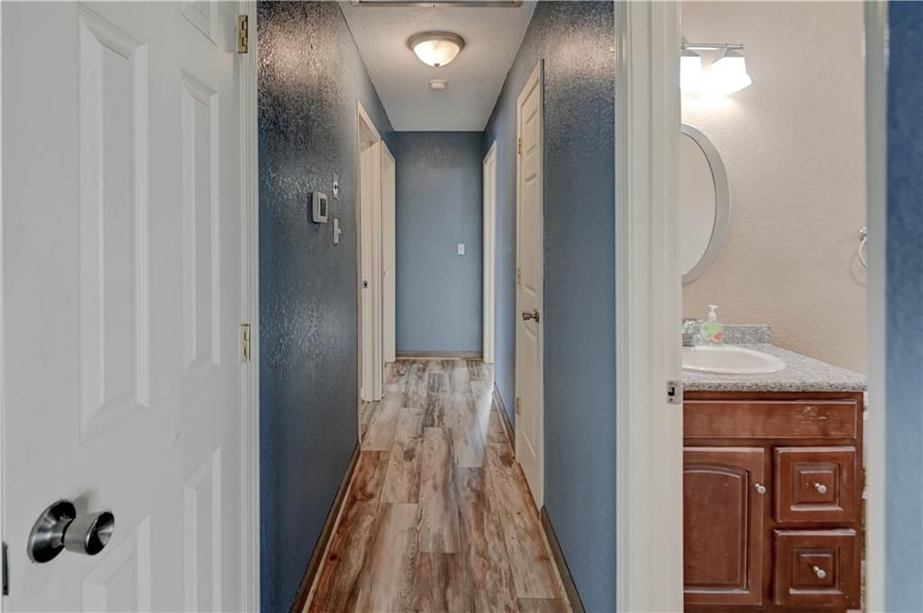 4116 S Delaware Avenue — photo 23