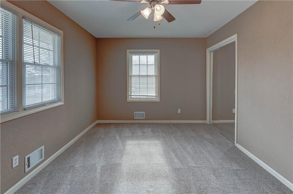 4116 S Delaware Avenue — photo 31