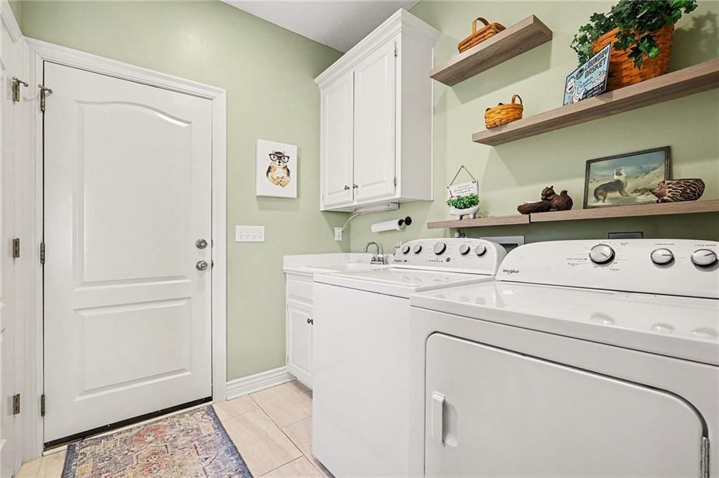 15605 Pawnee Street — photo 24