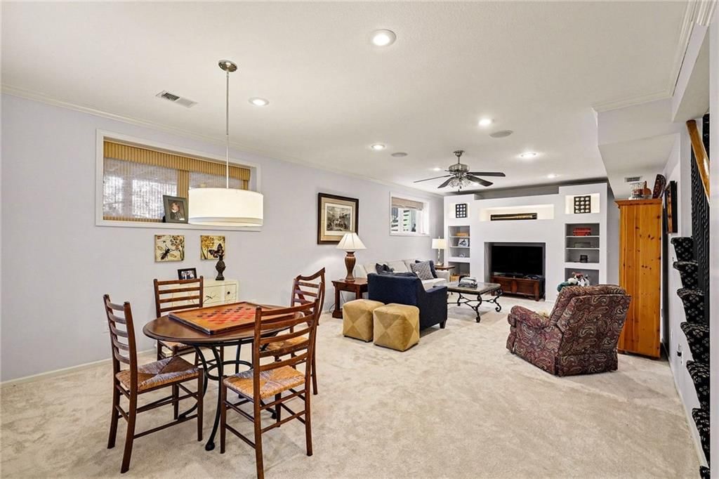 15605 Pawnee Street — photo 27