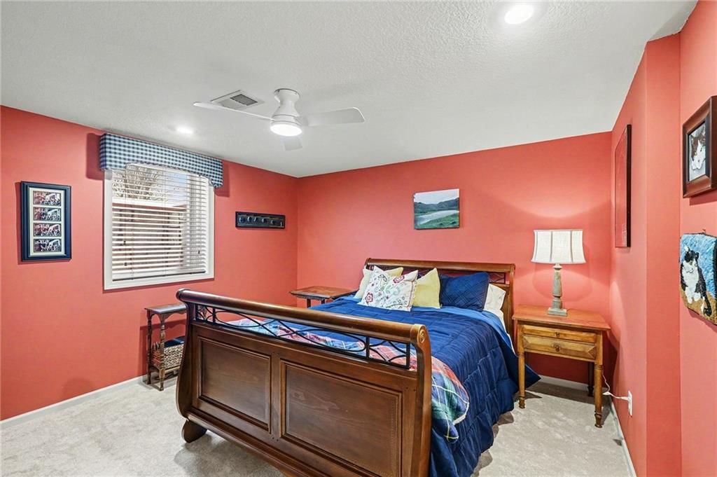 15605 Pawnee Street — photo 31
