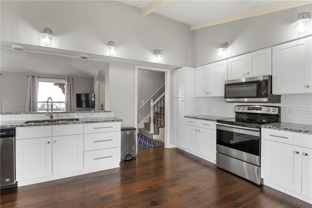 9914 Westgate Lane — photo 17