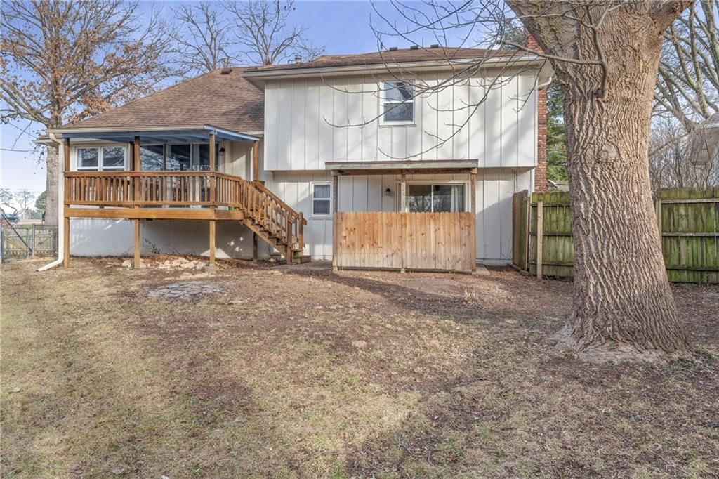 9914 Westgate Lane — photo 45