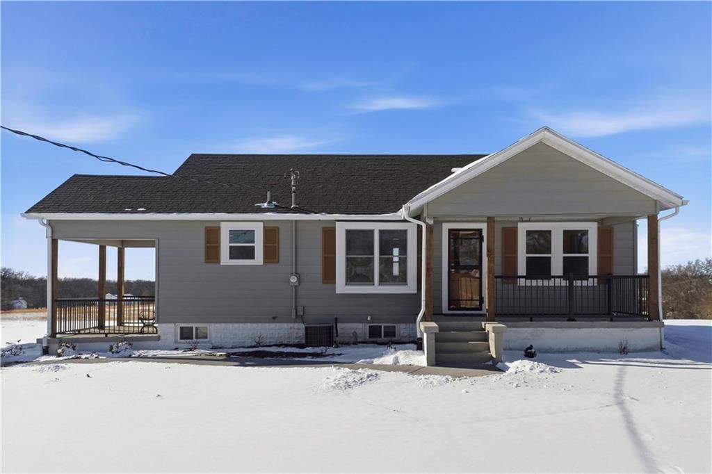 17675 Evans Road, Tonganoxie, KS