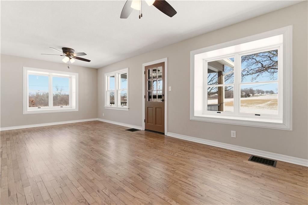 17675 Evans Road — photo 8