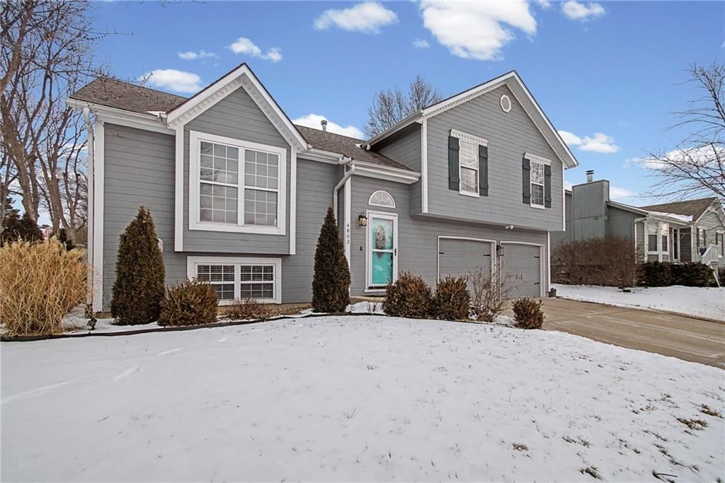 4803 NW Pennington Lane — photo 2
