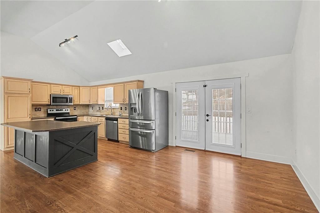 4803 NW Pennington Lane — photo 8