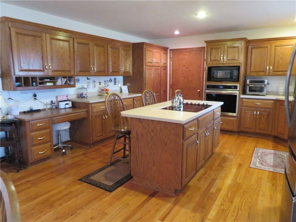 302 W Cynthia Street — photo 22