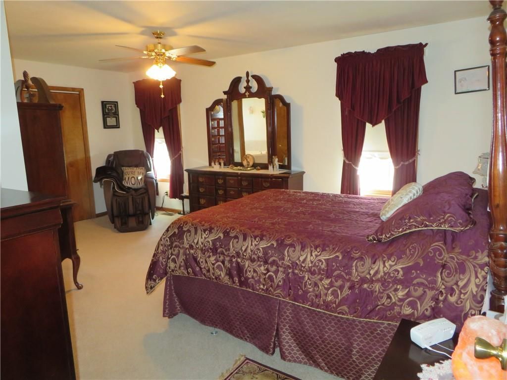 302 W Cynthia Street — photo 27