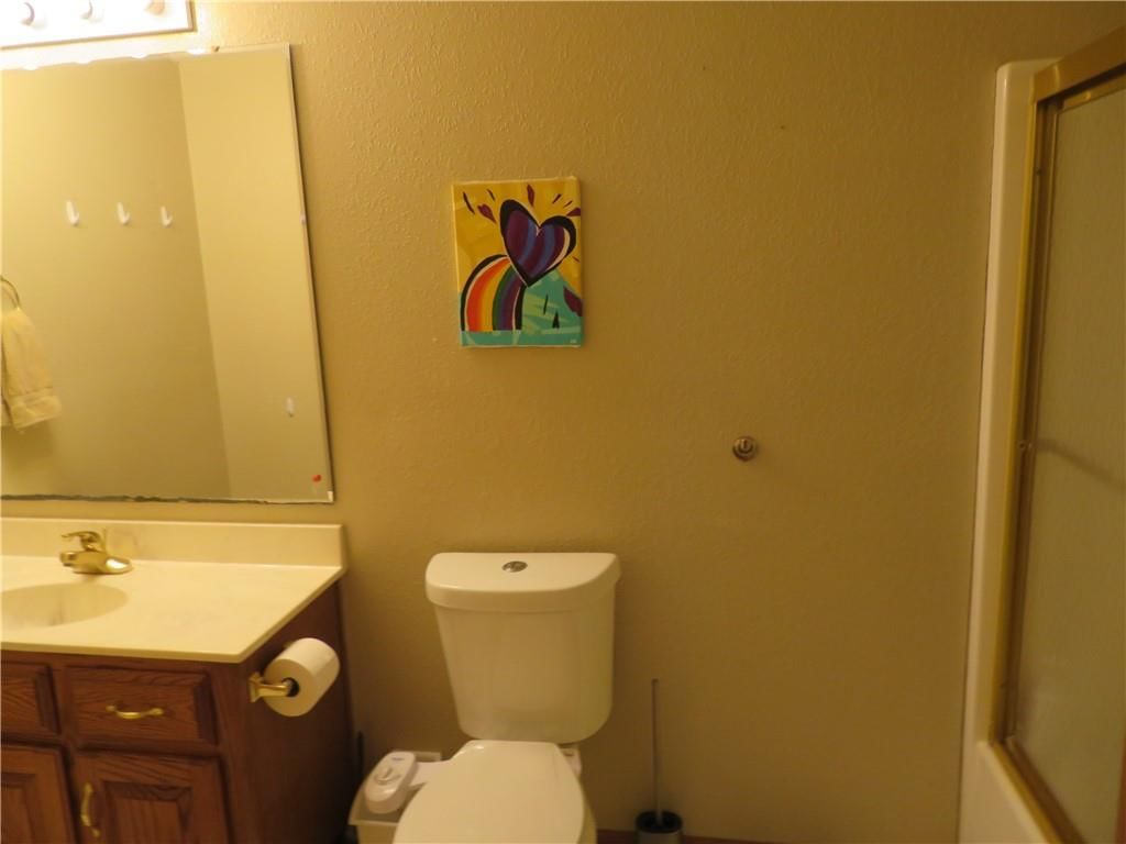 302 W Cynthia Street — photo 46