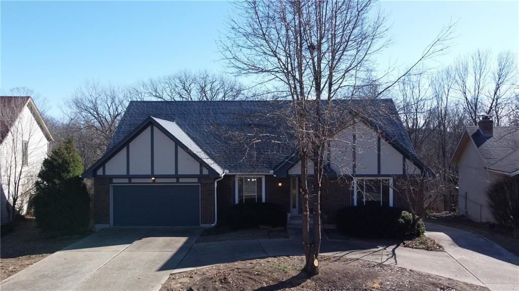11947 harrison Drive, Kansas City, MO