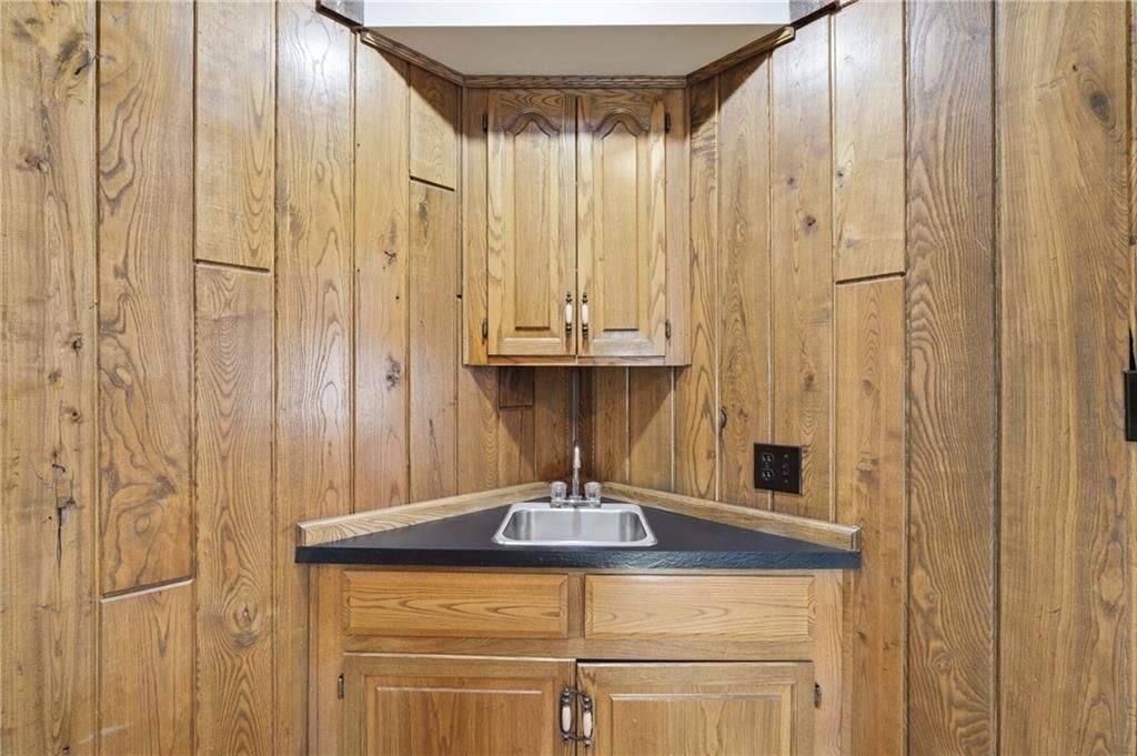 11947 harrison Drive — photo 31