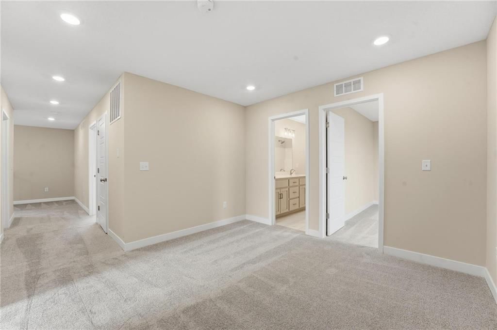 415 Woodview Drive — photo 22