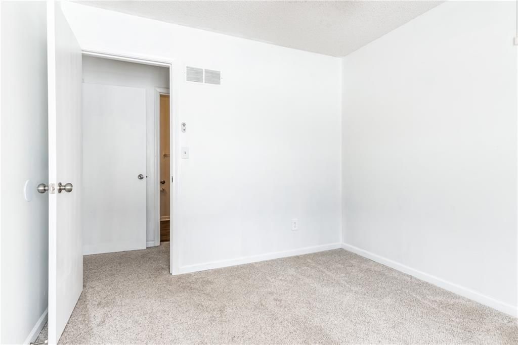 5420 N Randolph Road — photo 18