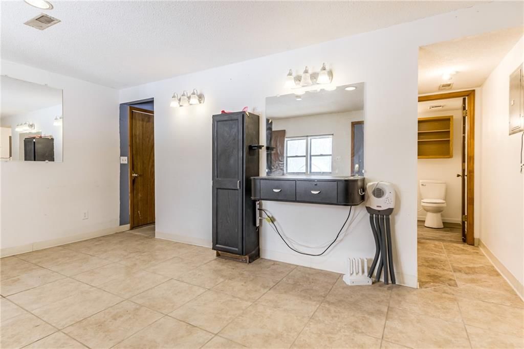 5420 N Randolph Road — photo 28