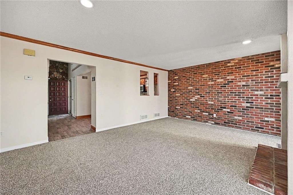 2914 NE 59th Place — photo 3