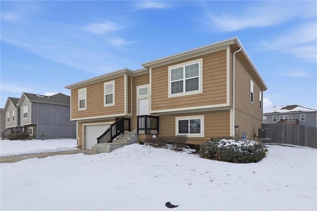 26130 W 141st Court — photo 4