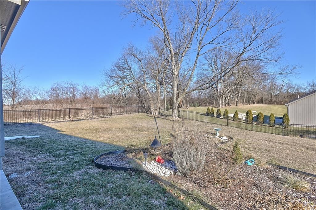 3421 N 128 Street — photo 19