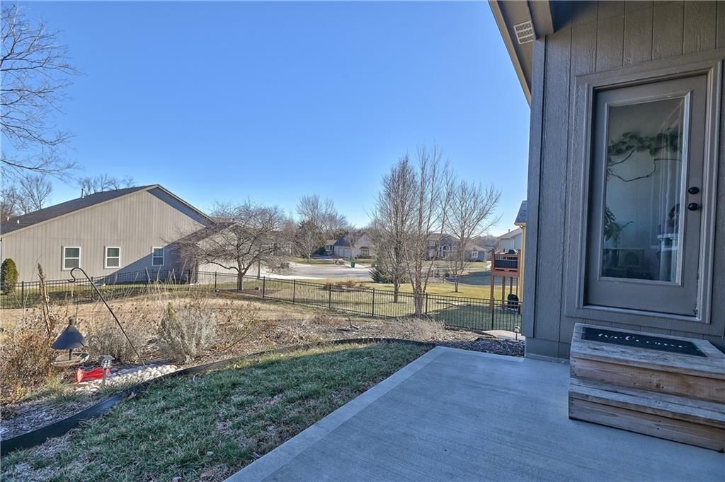 3421 N 128 Street — photo 20