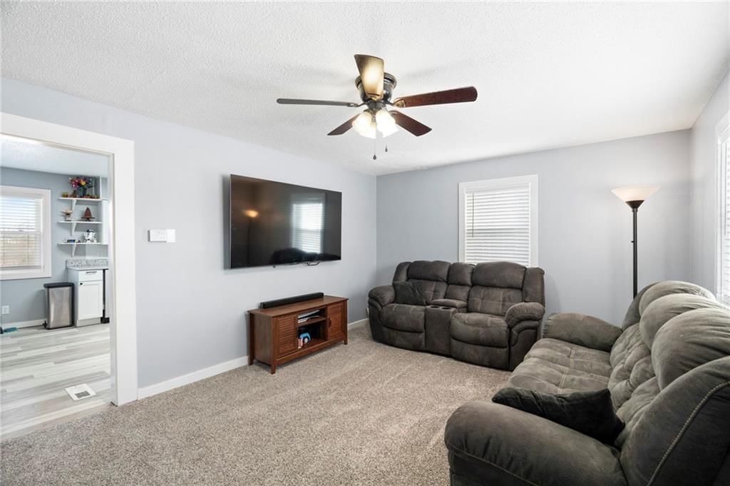 507 E Mill Street — photo 6