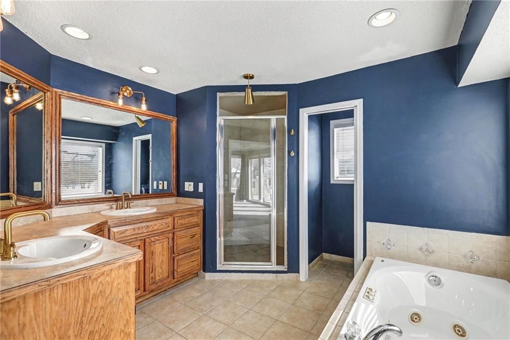 532 SE Asheville Drive — photo 21