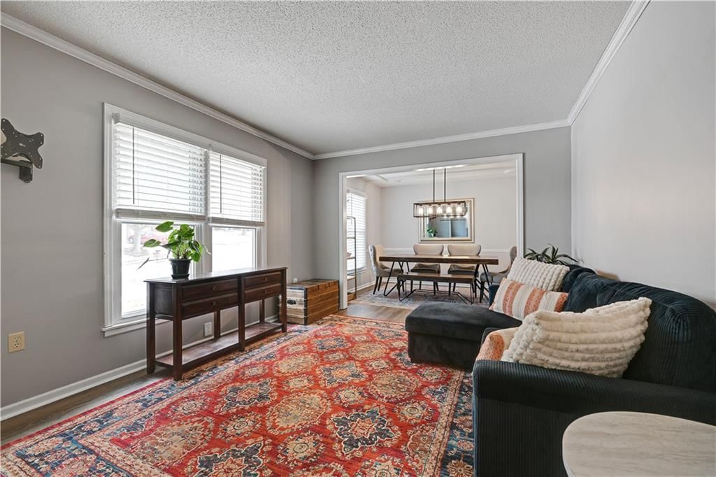 7330 Long Avenue — photo 3