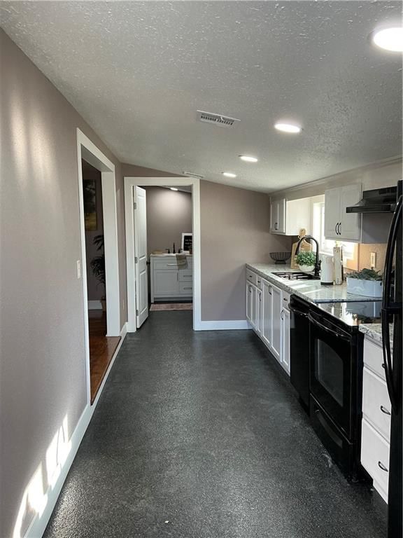442 E Walnut Street — photo 18