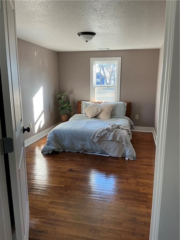 442 E Walnut Street — photo 28