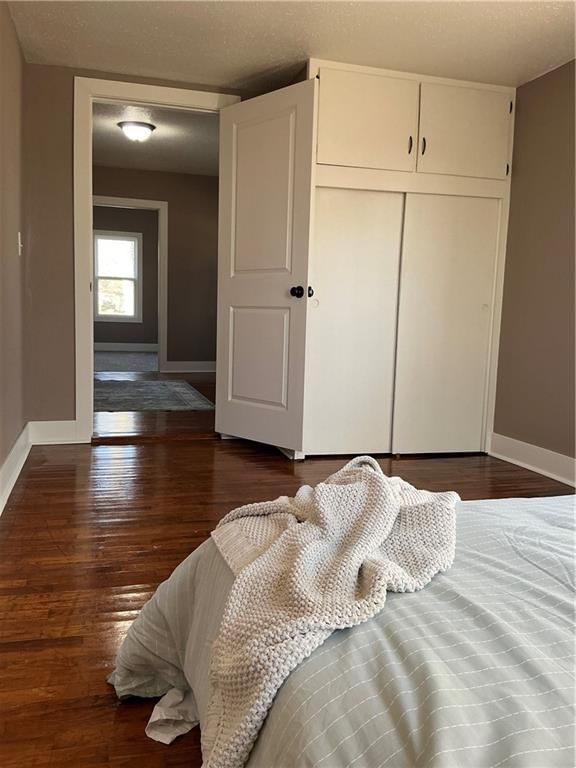 442 E Walnut Street — photo 31