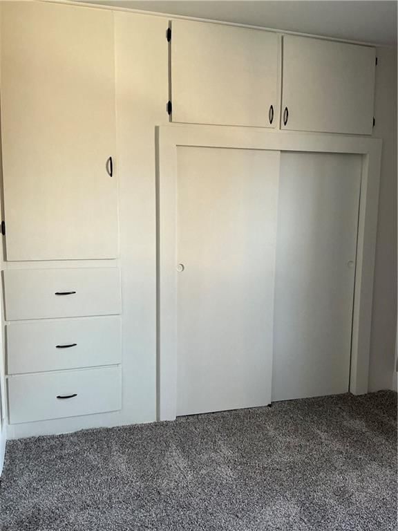 442 E Walnut Street — photo 40