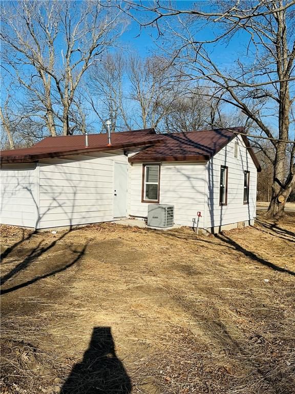 442 E Walnut Street — photo 55