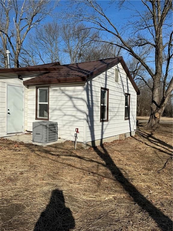 442 E Walnut Street — photo 58