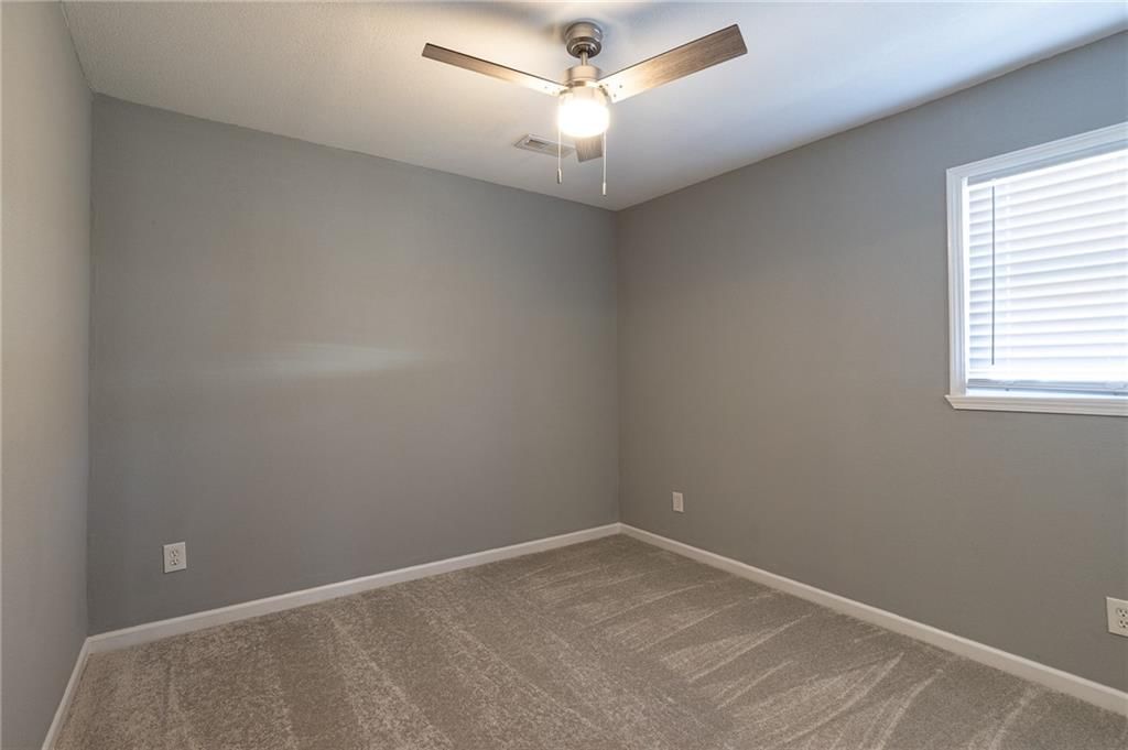 4410 NE 46 Street — photo 13