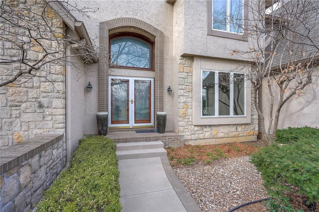 6810 W 132nd Terrace — photo 4