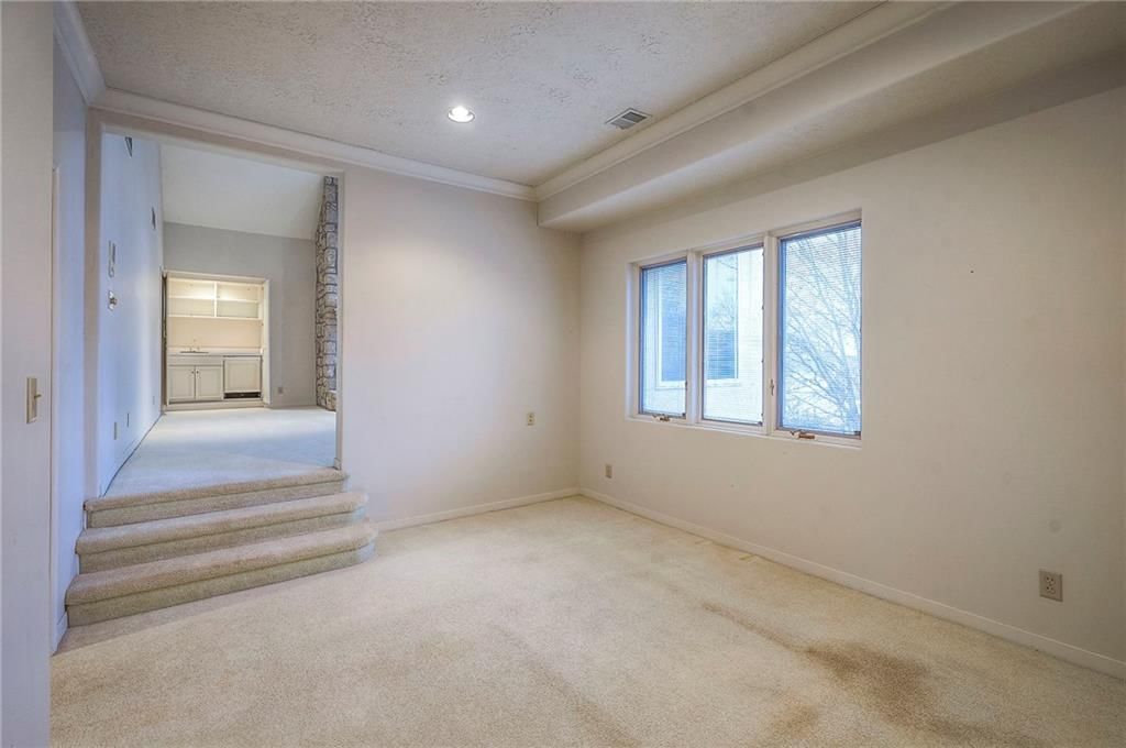 6810 W 132nd Terrace — photo 64