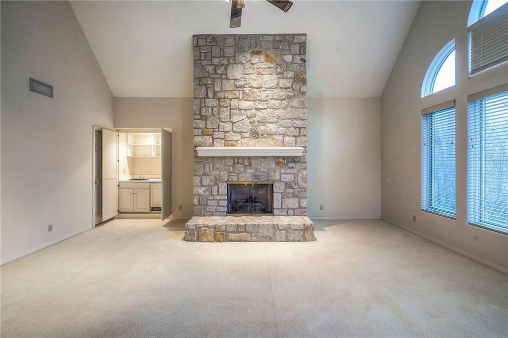 6810 W 132nd Terrace — photo 67