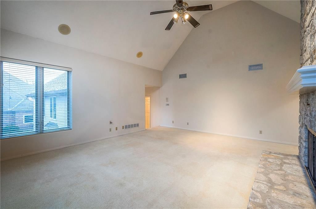 6810 W 132nd Terrace — photo 68