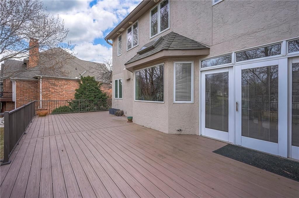 6810 W 132nd Terrace — photo 92