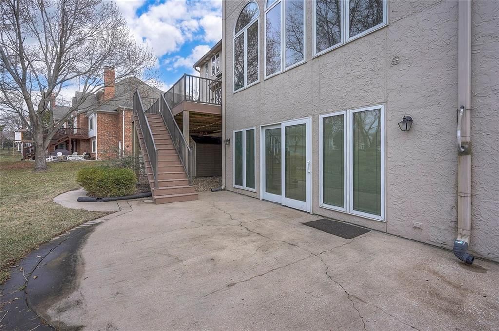 6810 W 132nd Terrace — photo 94