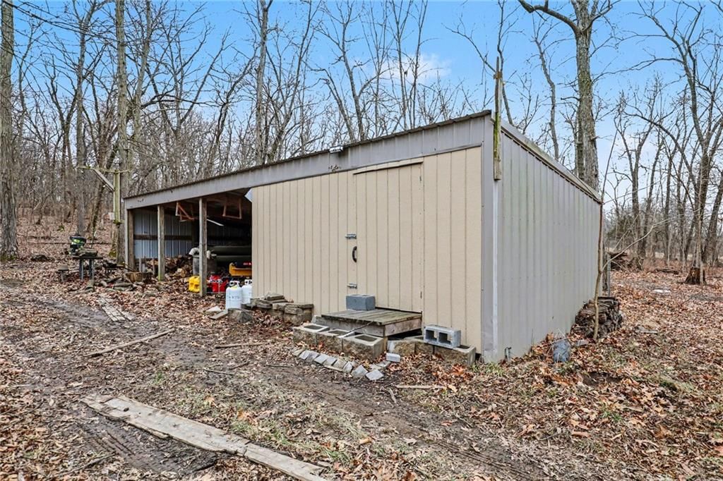1960 NW 550th Road — photo 29